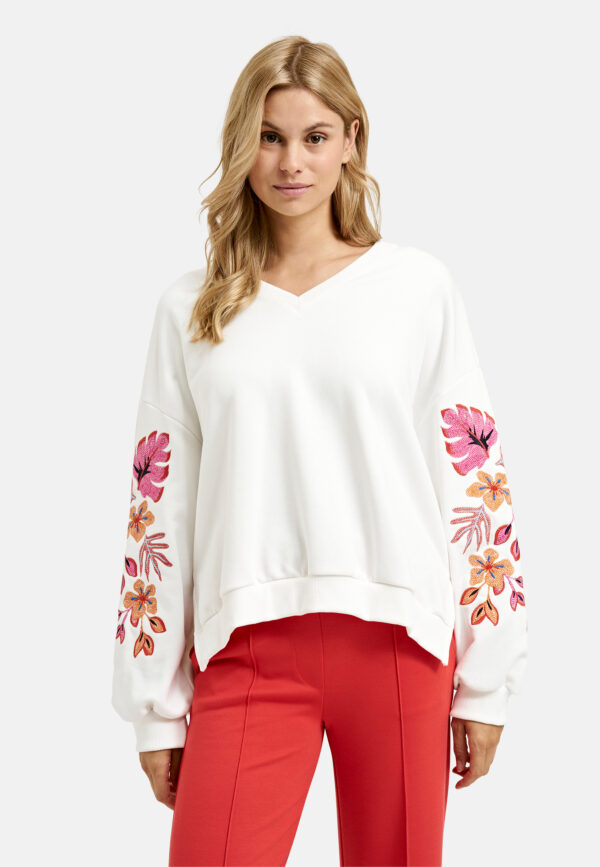 Smith & Soul Sweatshirt Sleeve embroidery
