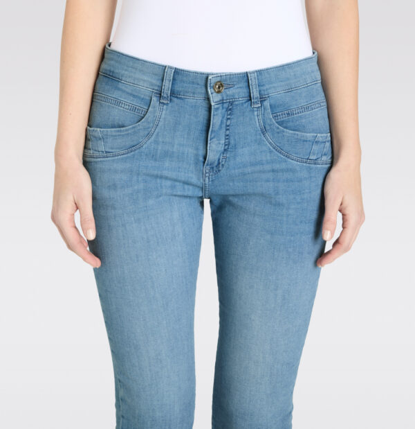 MAC JEANS - CAPRI, Super light denim – Bild 2
